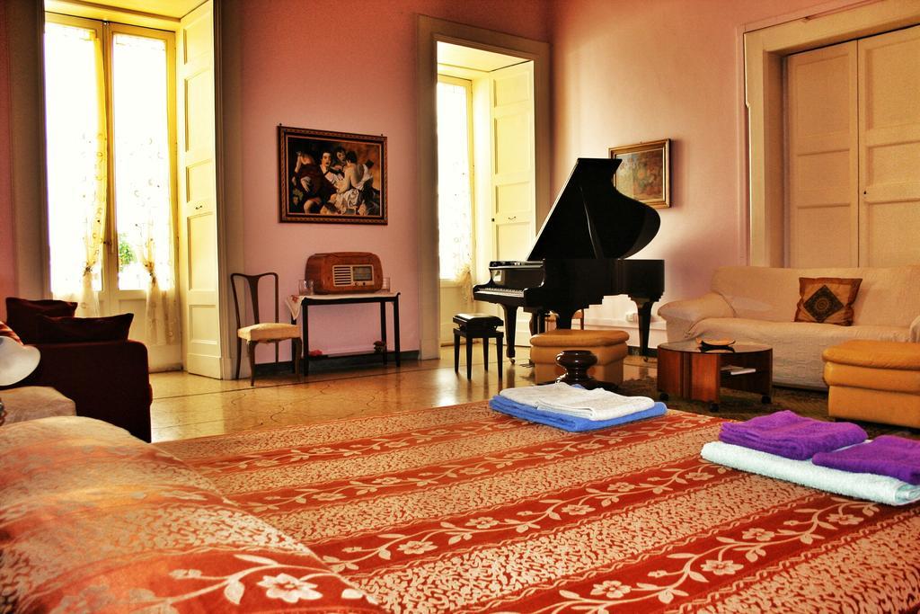Palazzo Belli B&B Λέτσε Δωμάτιο φωτογραφία